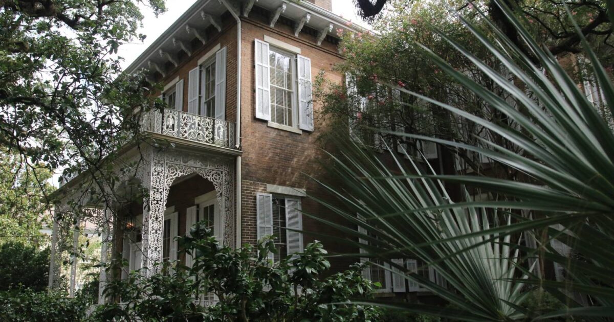 Richards DAR House Museum – The Admiral Hotel